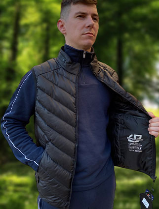Жилет Carpediem Warm Vest Downy ЧЕРНЫЙ (фольга)